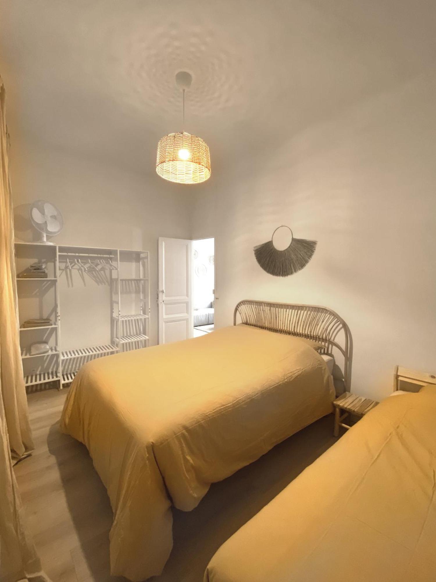 Cozy Flat Fully Renovated By Interior Designer Daire Marsilya Dış mekan fotoğraf